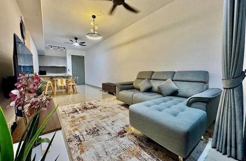 Sentul Pasar Apartment | KL City View Apartment with Balcony 3BedRoom 6Pax