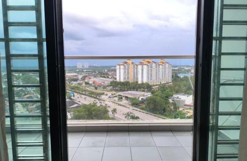 Taman Bukit Mewah House | Platino 2Pax Queen Bed Room 3 W Co-Living By STAY
