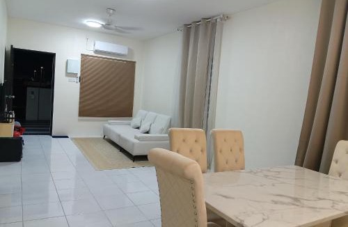 Teluk Intan House | Tiara Guesthouse