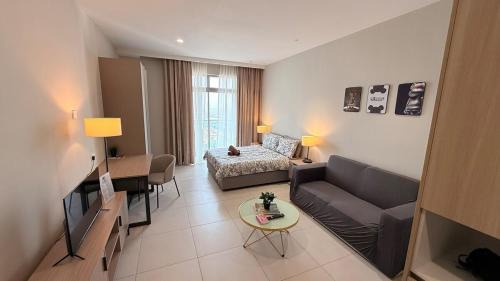 Subang Jaya Apartment | Subang Dorsett - Near SJMC - Elara Studios