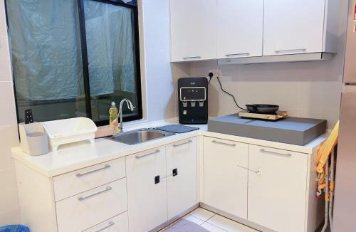 Taman Bukit Mewah Apartment | The Platino Modern Comfort Next to Paradigm Johor Bahur