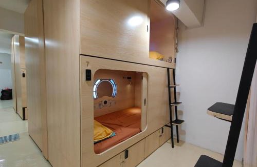 Central District Hotel | Sleepy Bear Capsule Hostel - CIQ Johor Bahru