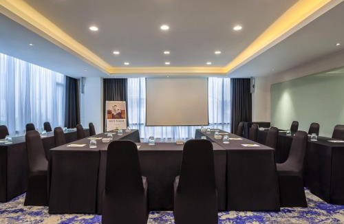 Kampung Sinulihan Hotel | ibis Styles Kota Kinabalu Inanam