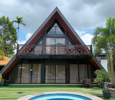 Tagaytay Resort | Silvina's Cabin Main-Tagaytay