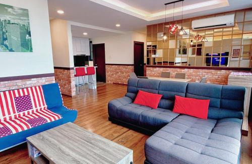 Kuching Apartment | Jeff & Ricky Homestay 82@Vivacity Megamall