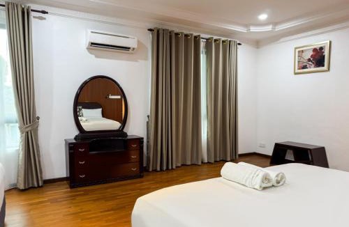 Bukit Gasing House | Private Bungalow | 15 Pax | Pool & Wedding Event