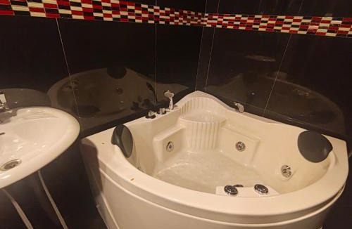 Taman Johor Jaya Hotel | Hotel Holmes Johor Jaya