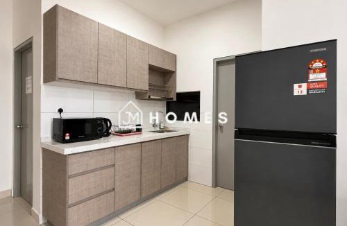 Kampung Bukit Dukong Apartment | C180 Trader Park 3BR Food Haven with Balcony #A16
