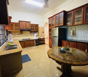 Pasir Puteh House | Taman Darul Salam Homestay Pasir Puteh