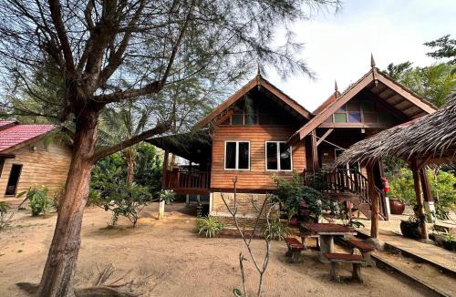 Kampung Ru Muda House | Rumah D'Rhu, Zaki's Residence