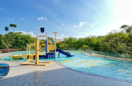 Bandar Baru Permas Jaya Apartment | Marina View Resort - 2 Bedroom