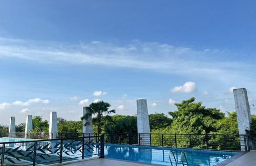 Bandar Baru Permas Jaya Apartment | Marina View Resort - Deluxe Room
