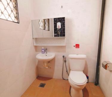 Taman Permai House | Boho Corner Retreat Seremban with Karaoke, BBQ, Games