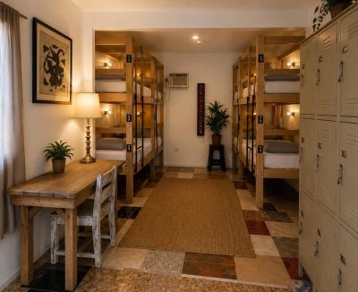 Santa Monica House | Casa Alegria Beach Rooms