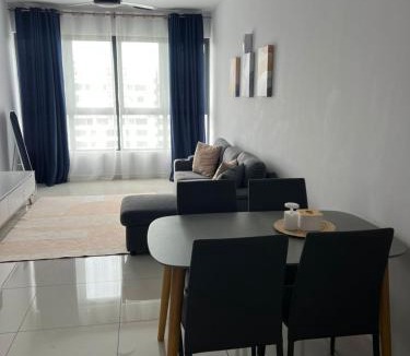 Rawang Apartment | Gamuda Sky Luge Ilman Homestay Pool View Musllim Only