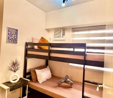 A. Bonifacio Apartment | Kids Asoy 2BR The Celandine Ayala Cloverleaf & MCU