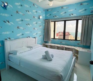 Batu Ferringhi Apartment | The Ferringhi Sea View at Sri Sayang