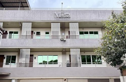 Manolo Fortich Hotel | MF Suites