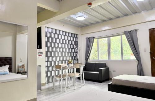 Manolo Fortich Hotel | MF Suites