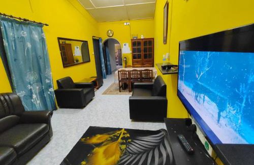 Parit Buntar House | Homestay Opah Parit Buntar, Perak