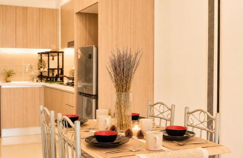 Pelabuhan Klang Apartment | Gravit8 Klang South by DV