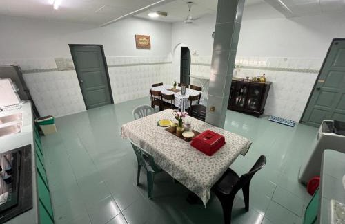 Nibong Tebal House | D'Ila Homestay Nibong Tebal by Cozystays