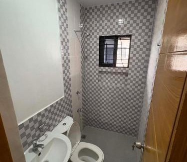 Tangub Apartment | Ideal for Family or Group of Friends