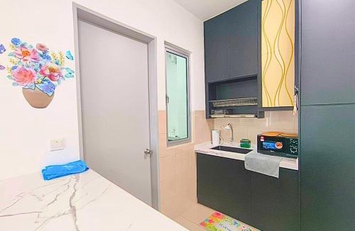 Shah Alam Apartment | #GA8, Homely 2R2B Relaxing Skyline Views
