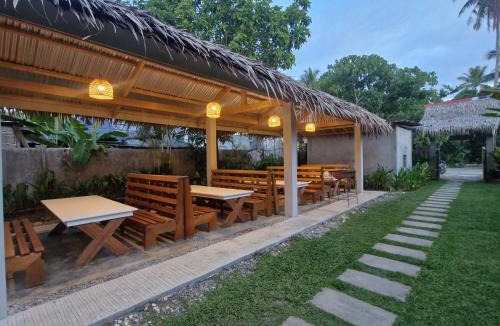 General Luna House | Yayay Siargao - Generator & Starlink