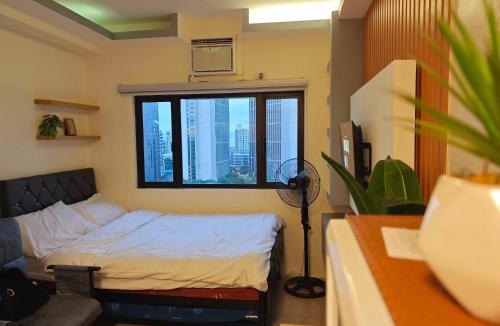 Alabang Apartment | Condo Unit, 2 Beds, Wi-fi, Free Amenities