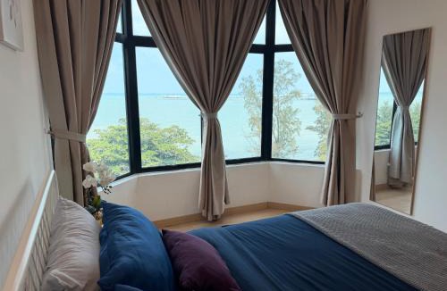 Kampung Pantai Dusun Apartment | SEAVIEW - BEACHFRONT - 2BR Apartment - Corner Unit- Mutiara Melaka Beach Resort Pantai Puteri