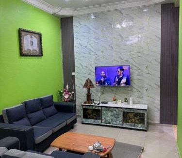 Kampong Baharu House | Labis Homestay Afina