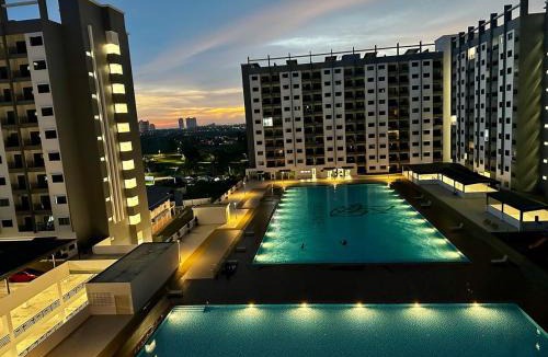 Pulau Gedong Apartment | Sunset View - Klebang Melaka - PS5 Gaming - Netflix - Pool - 3BR - 10Pax