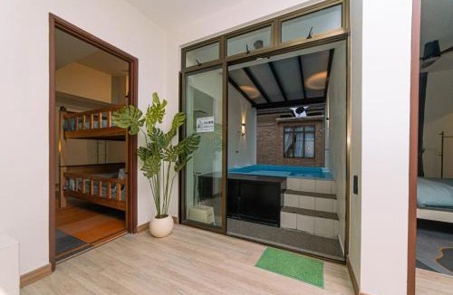 Johor Bahru House | The Vibe Maison - Luxury Pool Landed 4BR 16Pax by Our Stay