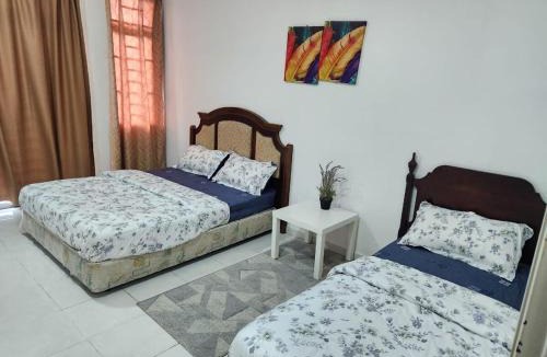 Kampung Telaga Batin Apartment | Spacious Family Homestay Near Airport & Beach