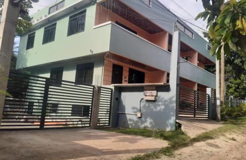 Laguindingan House | Two-Storey Townhouse
