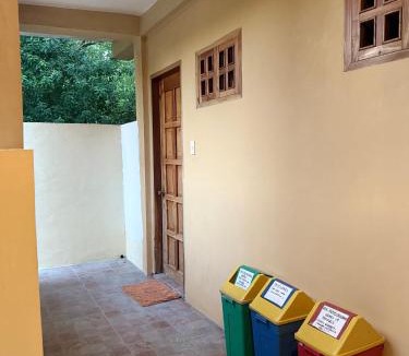 Larena Bed & Breakfast | Sequor Palm Villa