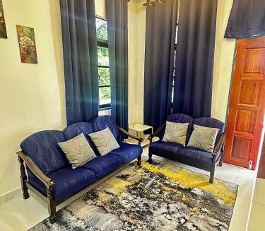 Kampung Tetambah House | Eysma's Family Homestay