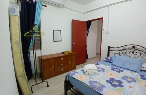 Kampung Ladang Tok Pelam Apartment | Rumah Tetamu Anisof