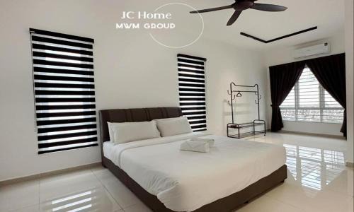 Kluang House | Kluang Gunung Lambak View 4-Bedroom Family Suite