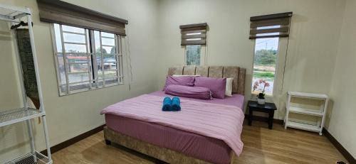 Bukit Rambai House | Homestay Pondok Qaseh NH Tanjung Minyak Klebang