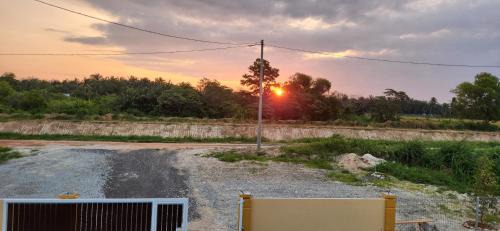 Bukit Rambai House | Homestay Pondok Qaseh NH Tanjung Minyak Klebang