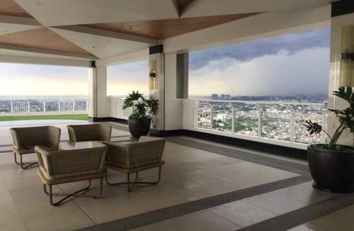 Las Pinas Apartment | Elegant Resort style 1br sunset view 10th floor Sonora Garden residences