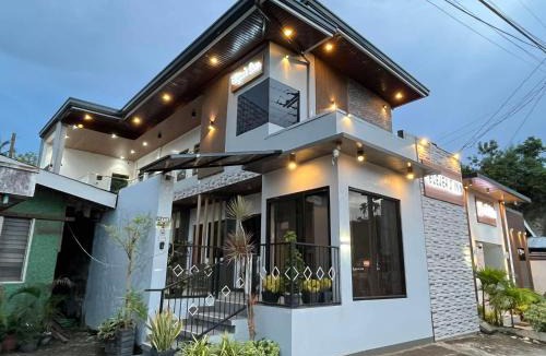 Laguindingan Hotel | Elejea's Inn