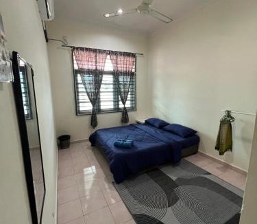 Kampung Gong Datok House | Novahaus4 Homestay Gong badak