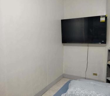 Talisay House | Cebu Cozy Affordable Transient Room Wifi Netflix Shower Heater