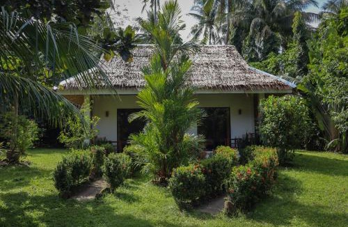 Mambajao Hotel | Happy Coconut Camiguin