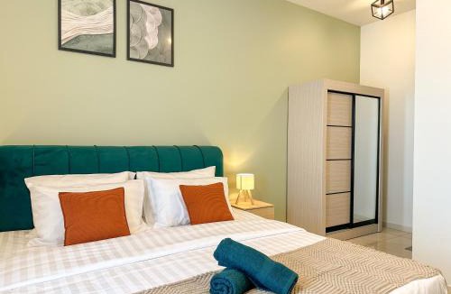 Shah Alam Apartment | Easy Check in Emira Residence for 2 to 4 pax
