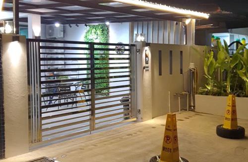 Taman Teratai House | Skudai - The9 Homestay 1min UTM, near Sutera Mall, Paradigm Mall, Senai airport