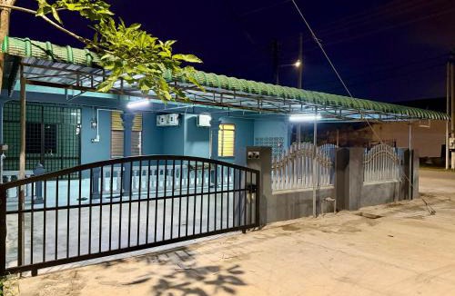 Kuala Terengganu Apartment | Homestay De Acacia Rumah Cengal